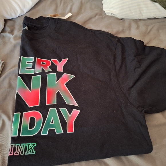 Victoria Secret Legging T-Shirt Bundle - Picture 7 of 12